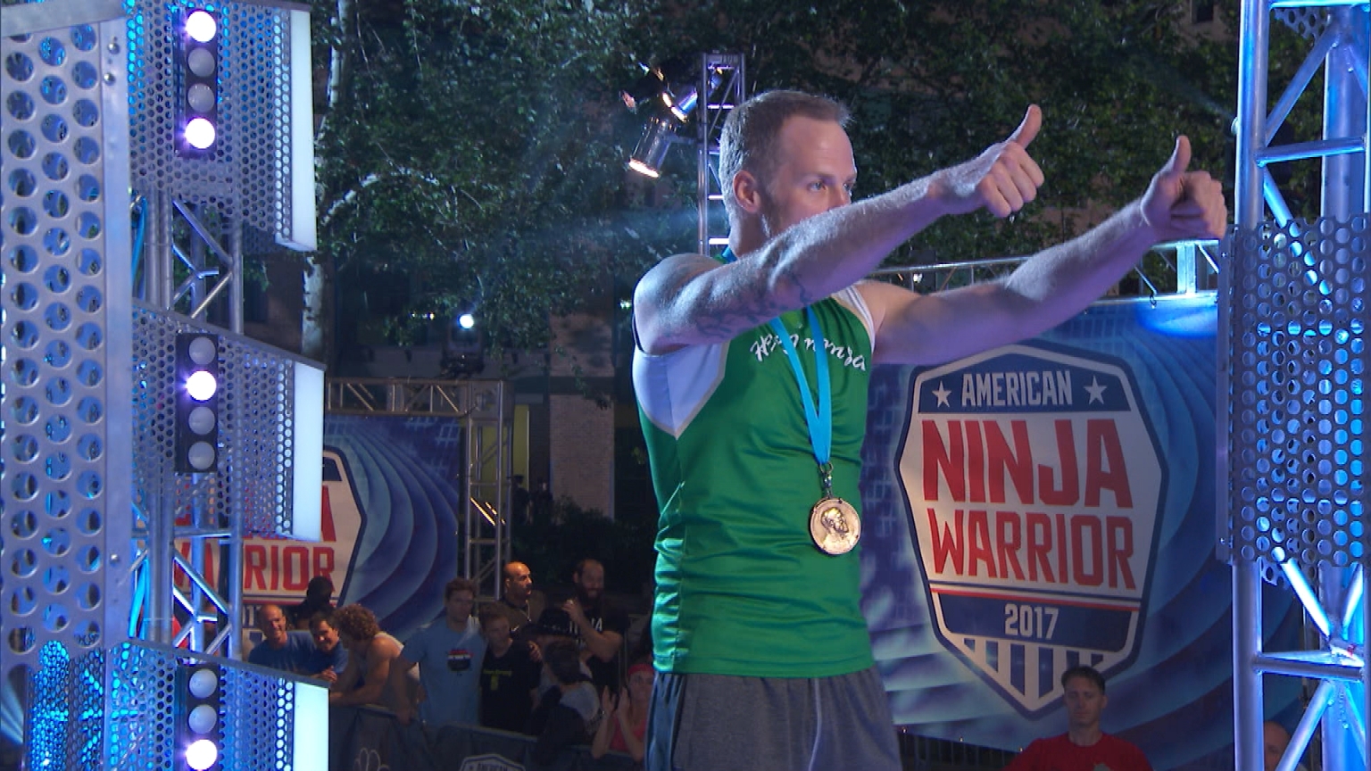 Competing on 'American Ninja Warrior,' awardee uses medal