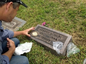 Herman D. Sigal headstone